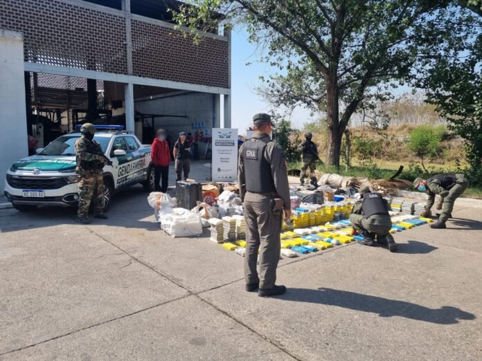 CATAMARCA-GENDARMERIA-02-QUEMA