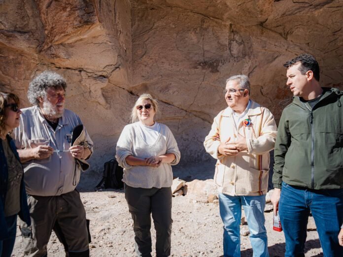 El gobernador Raúl Jalil recorrió la Cueva Cacao (1)